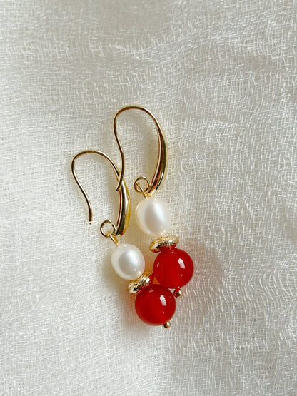 Agate Pearl Earring
